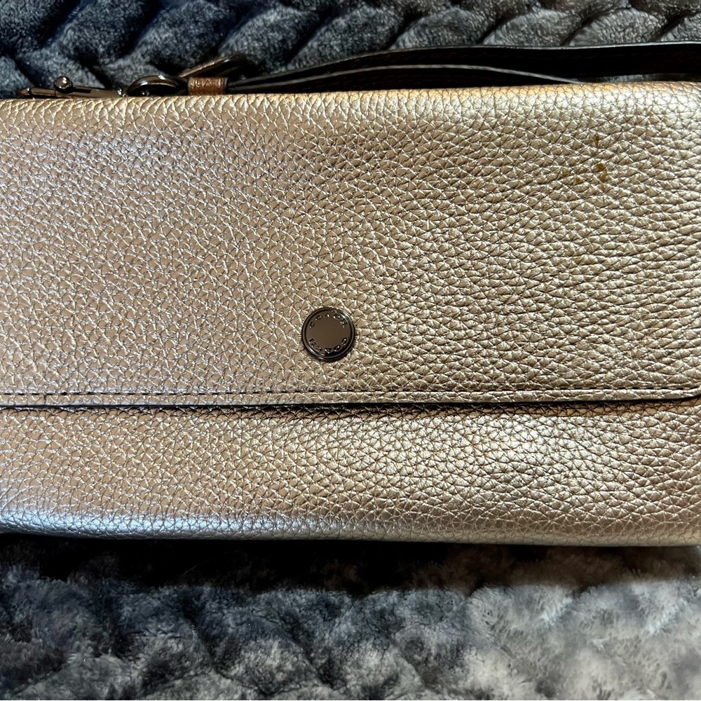 Elegant Coach Gold Tri-Color Women's Clutch/Wristlet.